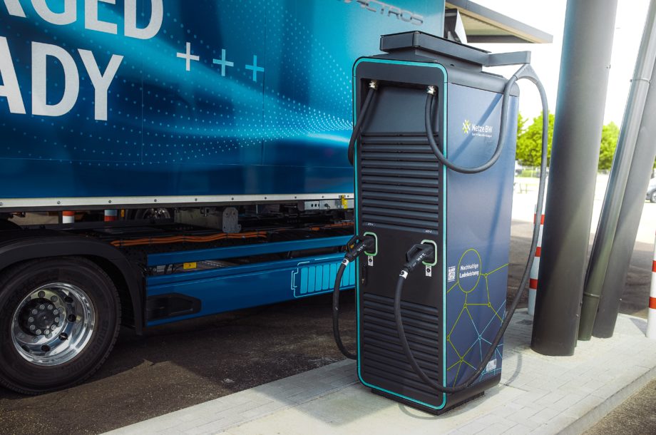 CSA Catapult joins project to simulate microgrid for electric HGVs